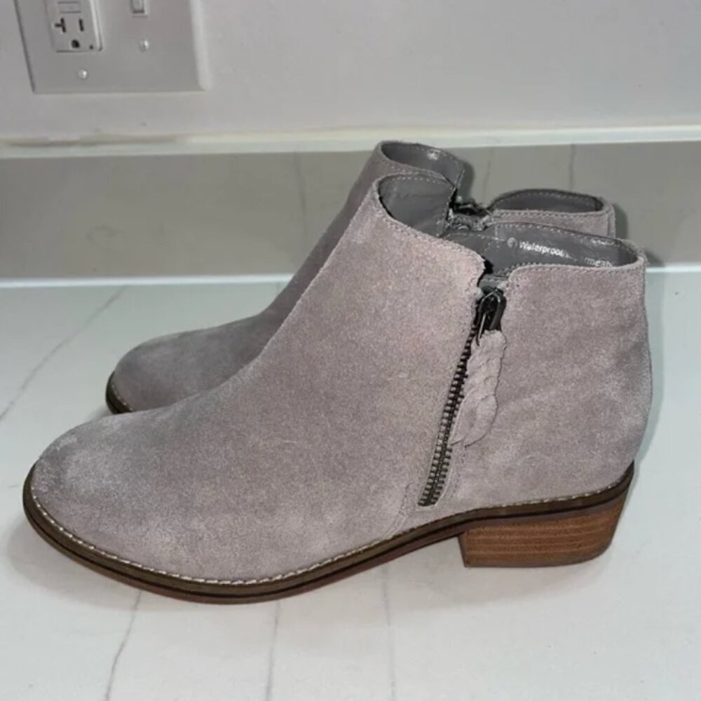 Blondo Mushroom Grey Suede Liam Waterproof Ankle Booties - Size 8.5